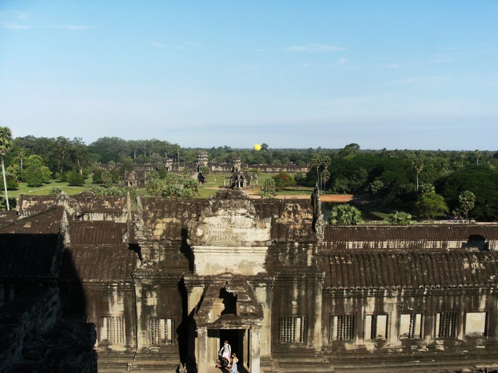Angkor Wat walls, siem reap