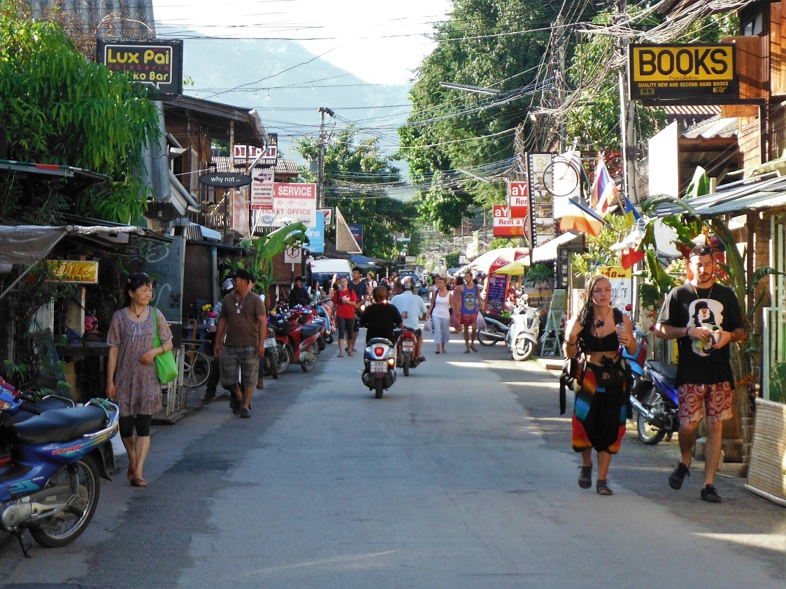 Main street, Pai