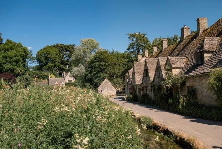 9 Beautiful Cotswolds Villages You Have to Visit - Honest Explorer