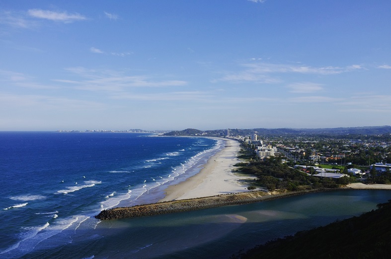 viewpiont of Burleigh heads, overlooking the beach