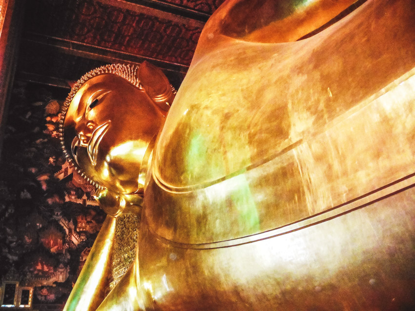 Reclining buddha bangkok