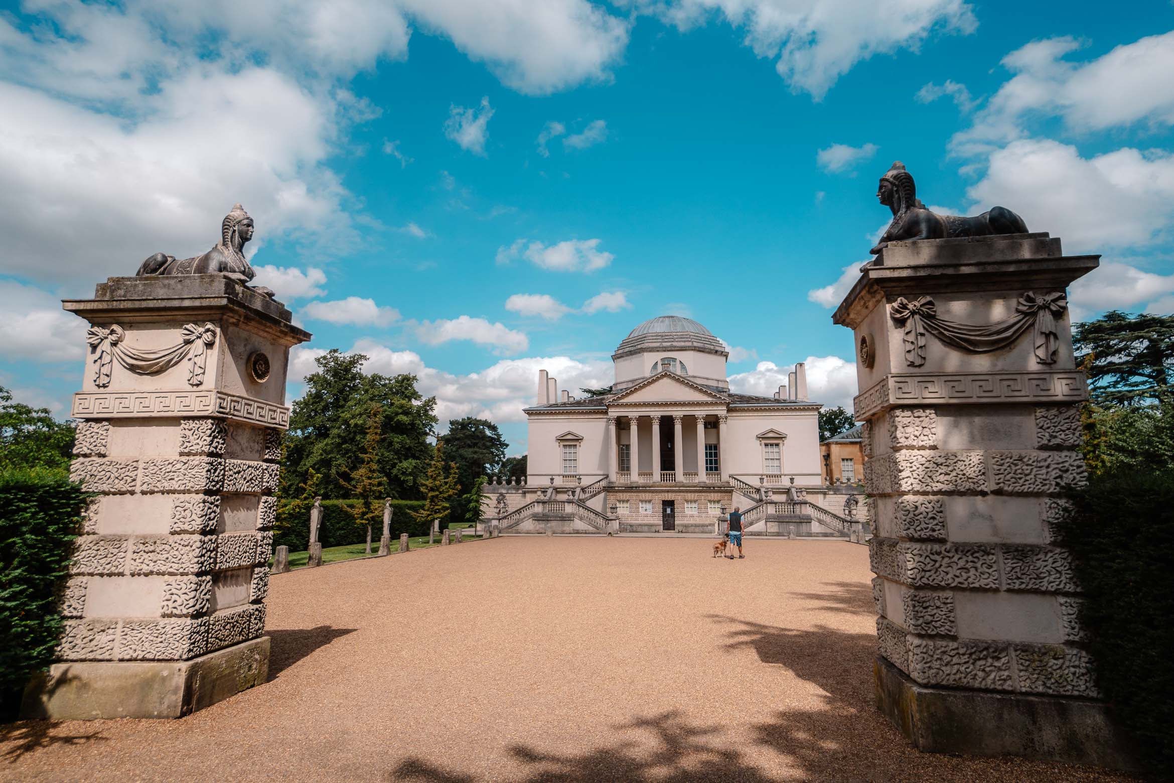 chiswick house and gardens entrance